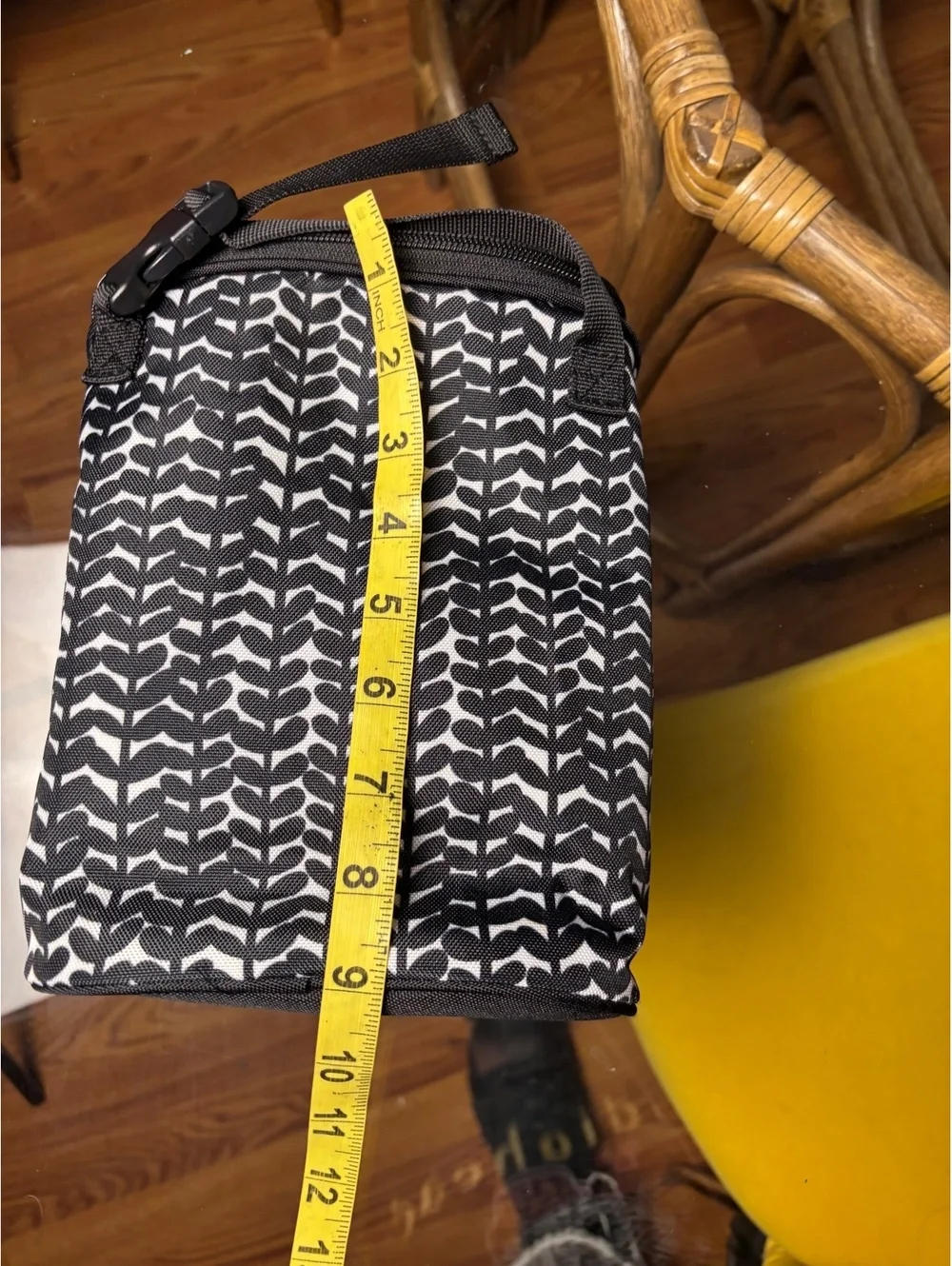 Skip Hop Skidaddle Insulated Bottle Bag in Black and White